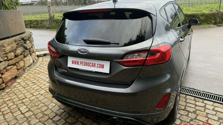 Ford Fiesta ST LINE