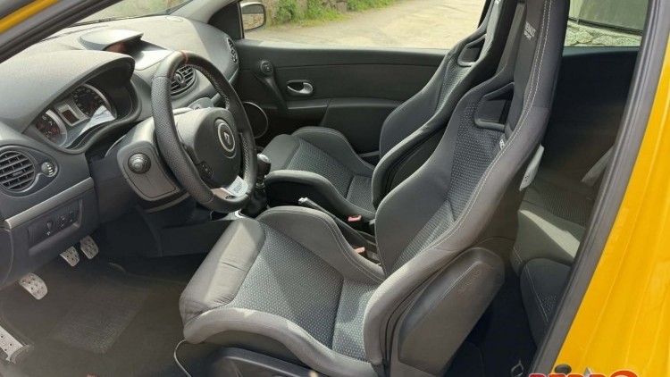 Renault Clio R27 SPORT N2398